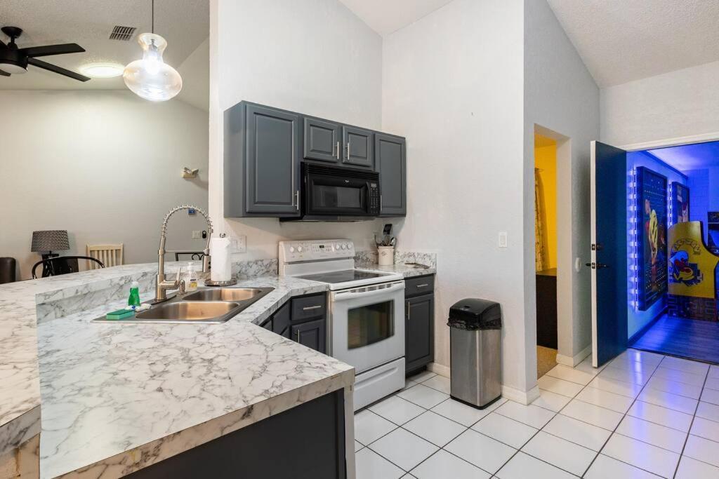 13 Mins From Disney Arcade, Private Pool, & Themed Rooms Orlando Buitenkant foto