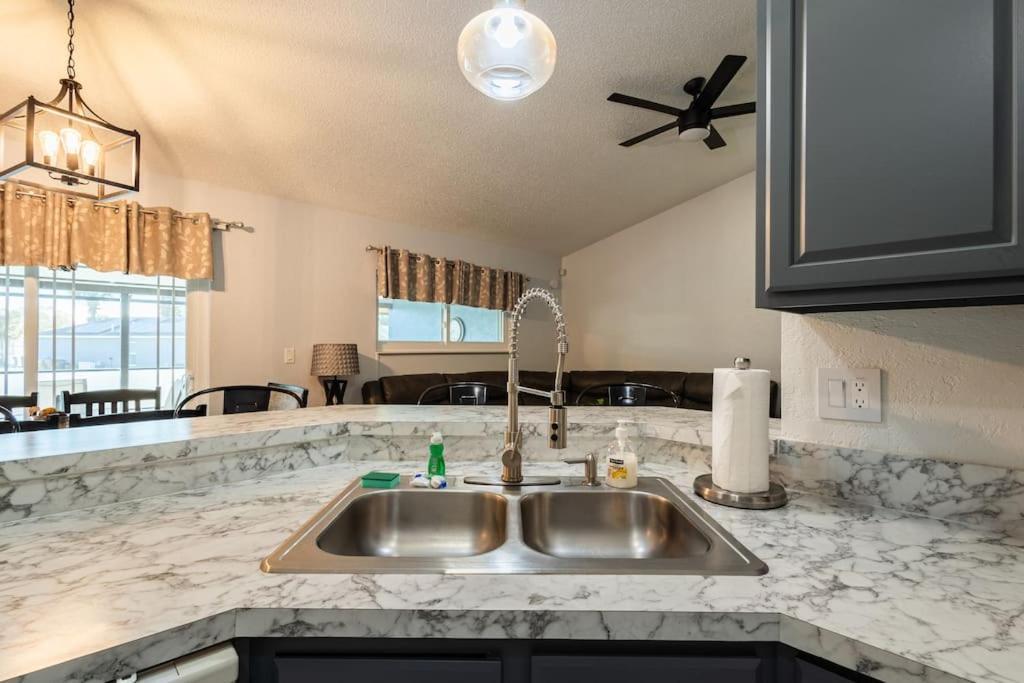 13 Mins From Disney Arcade, Private Pool, & Themed Rooms Orlando Buitenkant foto